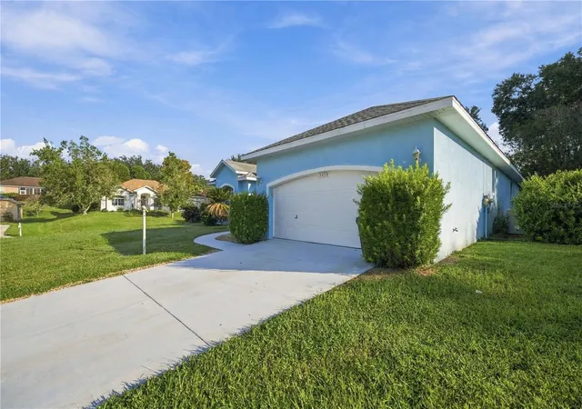 Photo 1 of Single family home for sale at 385 W Barclay Ct, Beverly Hills, FL 34465 | MLS# B26078157 | Listing updated on 2026-09-23
