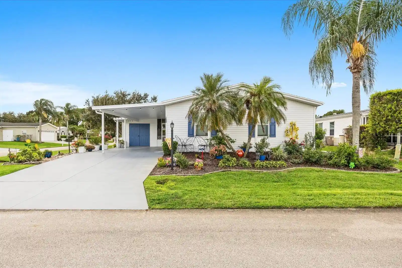 Manufactured home for sale at 3052 Five Iron Dr, Port Saint Lucie, FL 34952 | MLS# B26078203