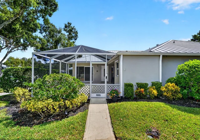 Photo 1 of Single family home for sale at 1555 Sw Waterfall Blvd, Palm City, FL 34990 | MLS# B26078254 | Listing updated on 2026-10-09