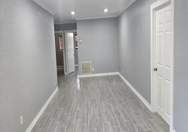 Photo 3 of Single family home for sale at 1408 W Broome St, Lantana, FL 33462 | MLS# B26078362 | Listing updated on 2026-10-10