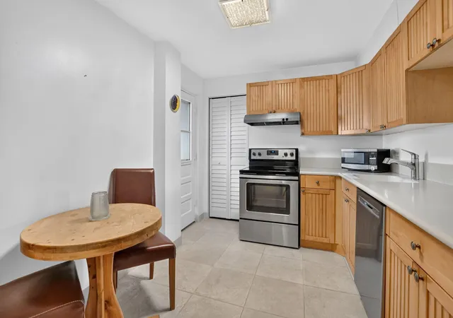 Condo for sale at 6461 NW 2nd Avenue #515, Boca Raton, FL 33487 | MLS# B26078389 | Listing updated on 2026-10-10