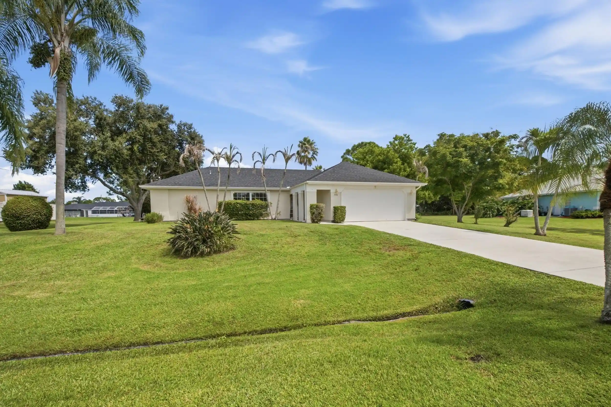 Single family home for sale at 2938 SE Dalhart Rd, Port Saint Lucie, FL 34952 | MLS# B26078399