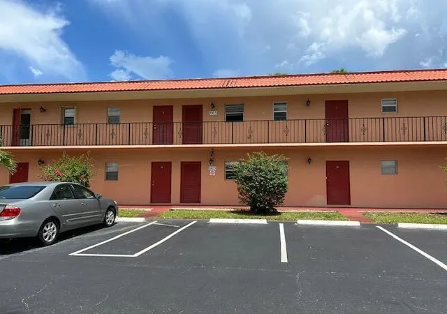 Condo for sale at 1903 SW Palm City Rd #H, Stuart, FL 34994 | MLS# B26078433