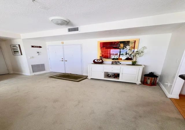 Photo 3 of Multi family home for sale at 2840 S Ocean Blvd #601, Palm Beach, FL 33480 | MLS# B26078506 | Listing updated on 2026-10-10