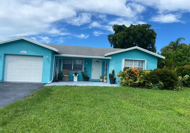 Photo 3 of Single family home for sale at 8201 Nw 103rd Avenue, Tamarac, FL 33321 | MLS# B26078513 | Listing updated on 2026-10-01