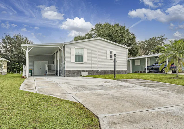 Photo 2 of Sale Pending at 1214 Iriquois Dr, Sebastian, FL 32976 | MLS# B26078570 | Listing updated on 2026-10-10