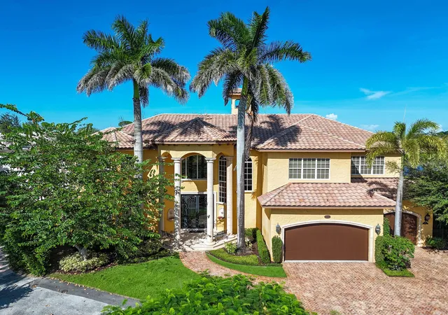 Photo 2 of Mansion for sale at 18519 Se Palm Is Ln, Jupiter, FL 33458 | MLS# B26078578 | Listing updated on 2026-10-09