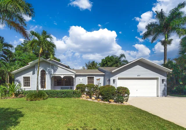 Photo 1 of Single family home for sale at 400 E Acre Dr, Plantation, FL 33317 | MLS# B26078658 | Listing updated on 2026-10-10