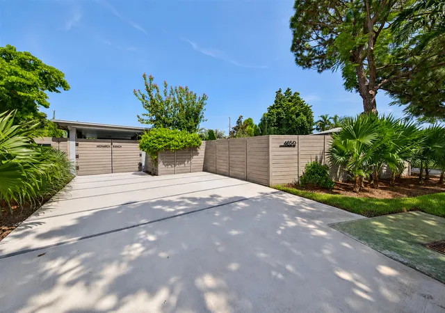 Photo 3 of Single family home for sale at 4850 Ne 5th Avenue, Fort Lauderdale, FL 33334 | MLS# B26078675 | Listing updated on 2026-09-29