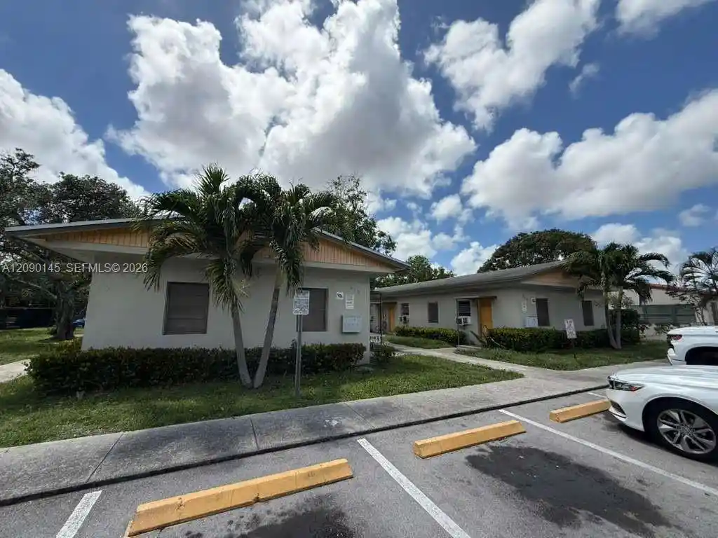 Multi family home for sale at 615-619 NW 11th Avenue, Fort Lauderdale, FL 33311 | MLS# A12090145