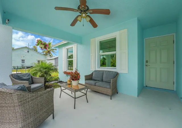 Photo 2 of Single family home for sale at 5715 Se Pine Ave, Stuart, FL 34997 | MLS# B26078707 | Listing updated on 2026-10-10