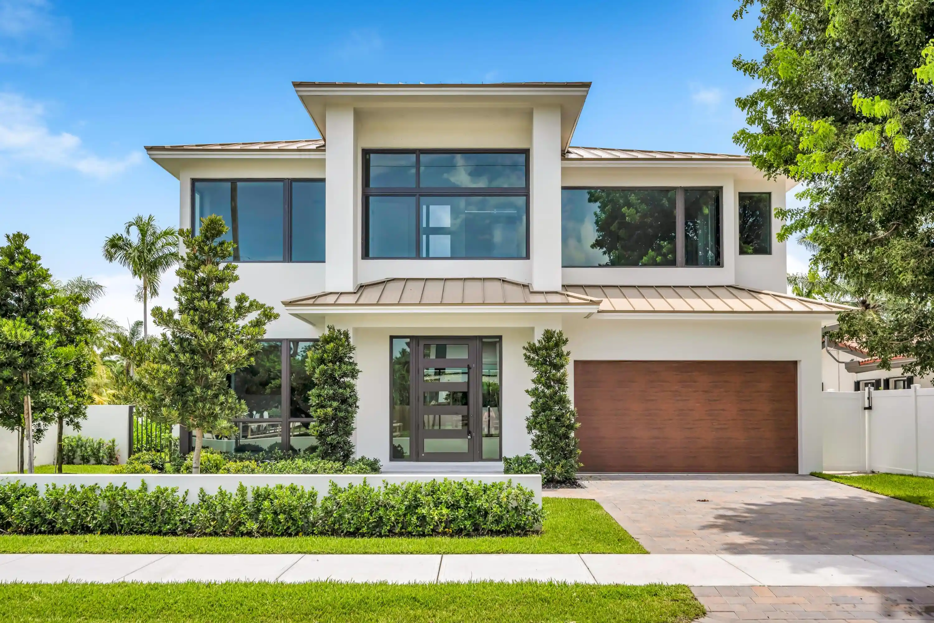 Single family home for sale at 445 NE 11th Avenue, Fort Lauderdale, FL 33301 | MLS# B26078714