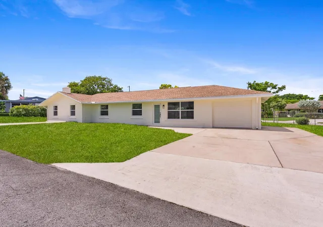 Single family home for sale at 6873 S Plymouth Dr, Lake Worth, FL 33462 | MLS# B26078740
