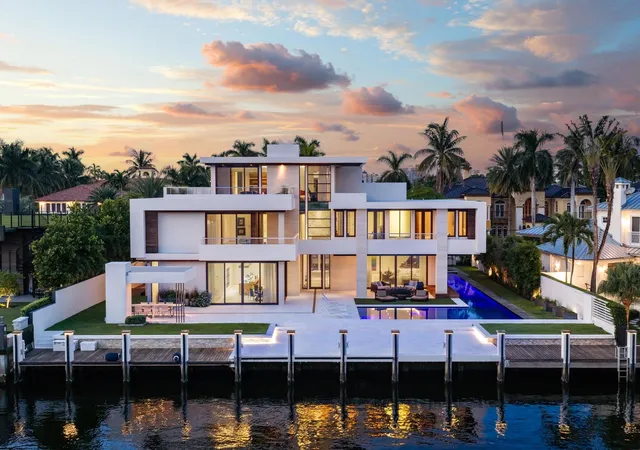Photo 1 of Mansion for sale at 10 Pelican Dr, Fort Lauderdale, FL 33301 | MLS# B26078792 | Listing updated on 2026-10-08