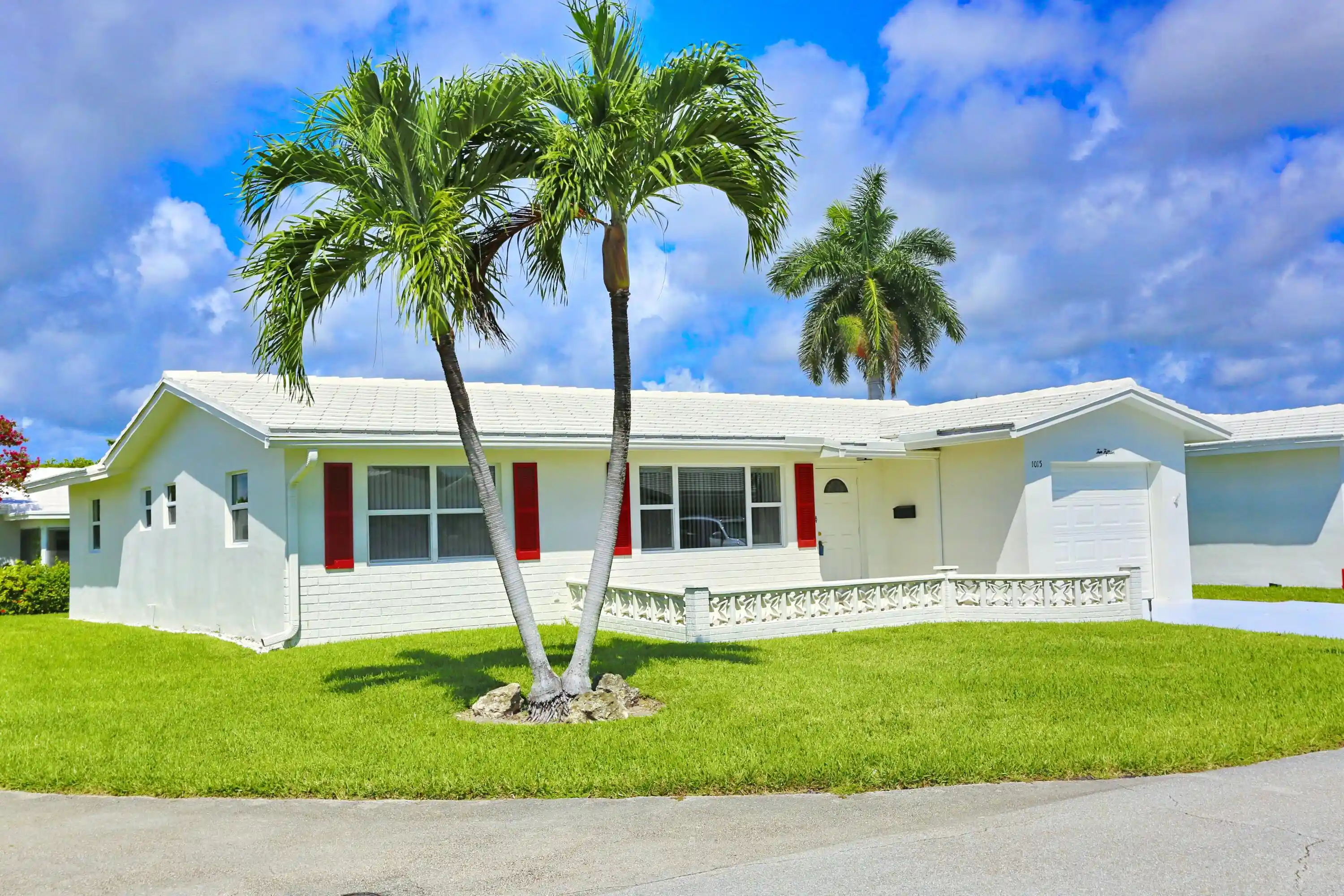 Photo 1 of Single family home for sale at 1015 Sw 16th Street, Boynton Beach, FL 33426 | MLS# B26078998 | Listing updated on 2026-10-21