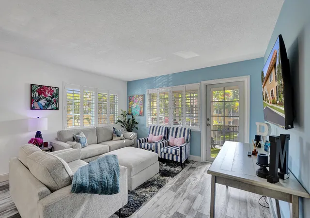 Photo 3 of Condo for sale at 1930 Ne 2nd Avenue #216L, Wilton Manors, FL 33305 | MLS# B26079000 | Listing updated on 2026-10-10