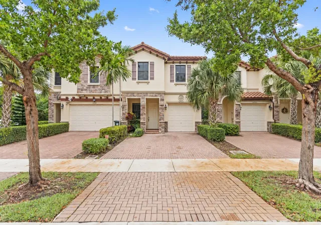 Photo 1 of Townhouse for sale at 6943 Broadland Way, Coconut Creek, FL 33073 | MLS# B26079031 | Listing updated on 2026-10-05