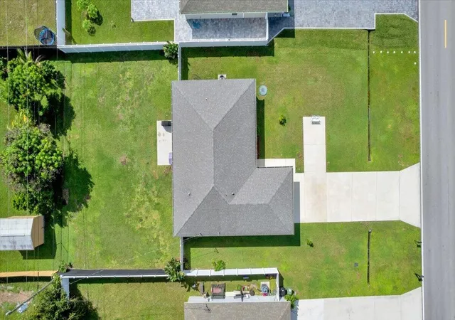 Photo 3 of Single family home for sale at 3957 Sw Savona Blvd, Port Saint Lucie, FL 34953 | MLS# B26079036 | Listing updated on 2026-10-10