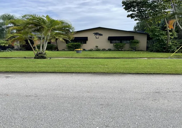 Photo 2 of Single family home for sale at 79 Oregon Ln, Boca Raton, FL 33487 | MLS# B26079052 | Listing updated on 2026-10-10