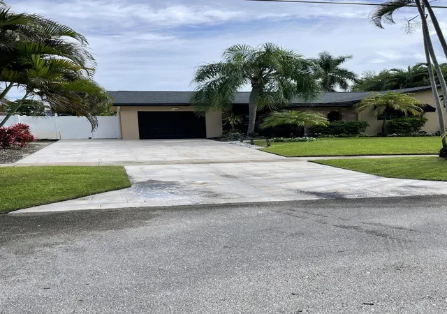 Photo 3 of Single family home for sale at 79 Oregon Ln, Boca Raton, FL 33487 | MLS# B26079052 | Listing updated on 2026-10-10