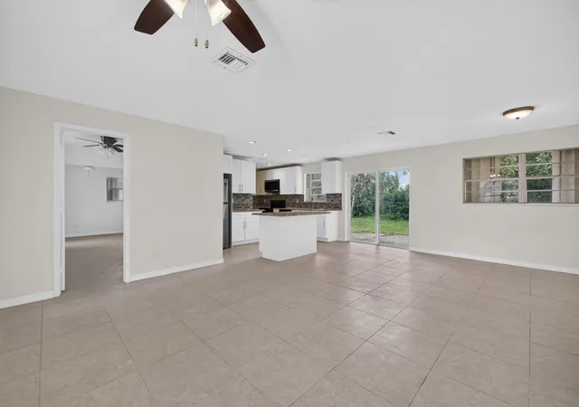 Photo 3 of Single family home for sale at 913 NW 10th Terrace, Stuart, FL 34994 | MLS# B26079074 | Listing updated on 2026-10-07