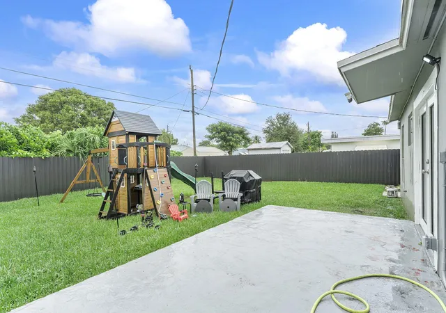 Photo 3 of Single family home for sale at 6337 Nw 24th Court, Margate, FL 33063 | MLS# B26079201 | Listing updated on 2026-10-10
