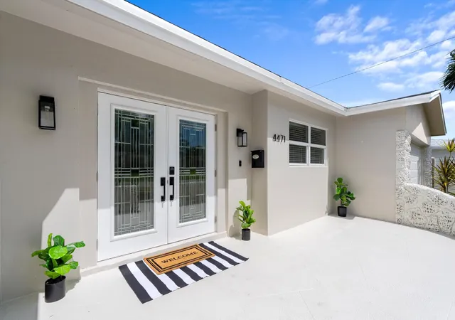 Photo 2 of Single family home for sale at 4471 Nw 6th Court, Coconut Creek, FL 33066 | MLS# B26079302 | Listing updated on 2026-10-10