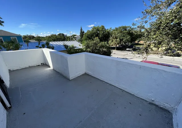 Photo 2 of Multi family home for sale at 520 N East St, Lake Worth Beach, FL 33460 | MLS# B26079447 | Listing updated on 2026-09-23