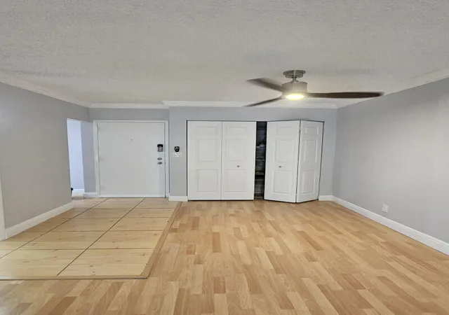 Photo 4 of Condo for sale at 3105 Oakland Shrs Dr #j204, Oakland Park, FL 33309 | MLS# B26079458 | Listing updated on 2026-09-23