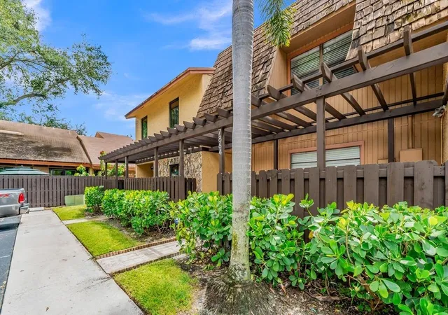 Photo 3 of Townhouse for sale at 7864 Nw 12th Street, Plantation, FL 33322 | MLS# B26079460 | Listing updated on 2026-09-23
