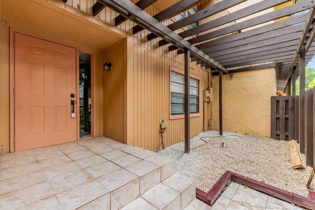 Townhouse for sale at 7864 NW 12th Street, Plantation, FL 33322 | MLS# B26079460