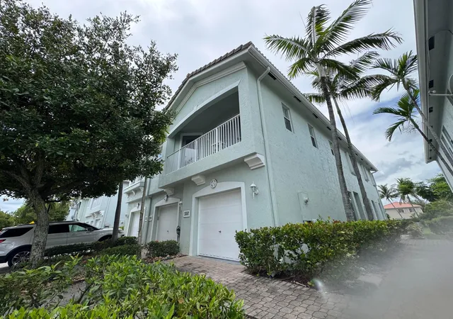 Townhouse for sale at 3069 Laurel Ridge Cir, Riviera Beach, FL 33404 | MLS# B26079577 | Listing updated on 2026-10-08