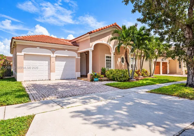 Single family home for sale at 16637 SW 81st Terrace, Miami, FL 33193 | MLS# A12088819