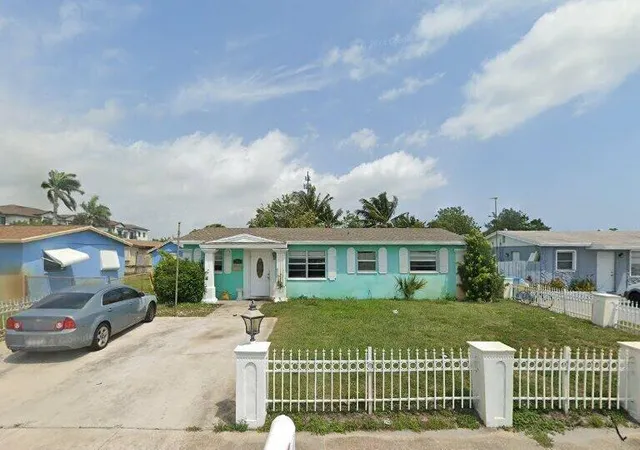 Photo 1 of Single family home for sale at 207 Ne 6th Avenue, Boynton Beach, FL 33435 | MLS# B26079585 | Listing updated on 2026-10-28