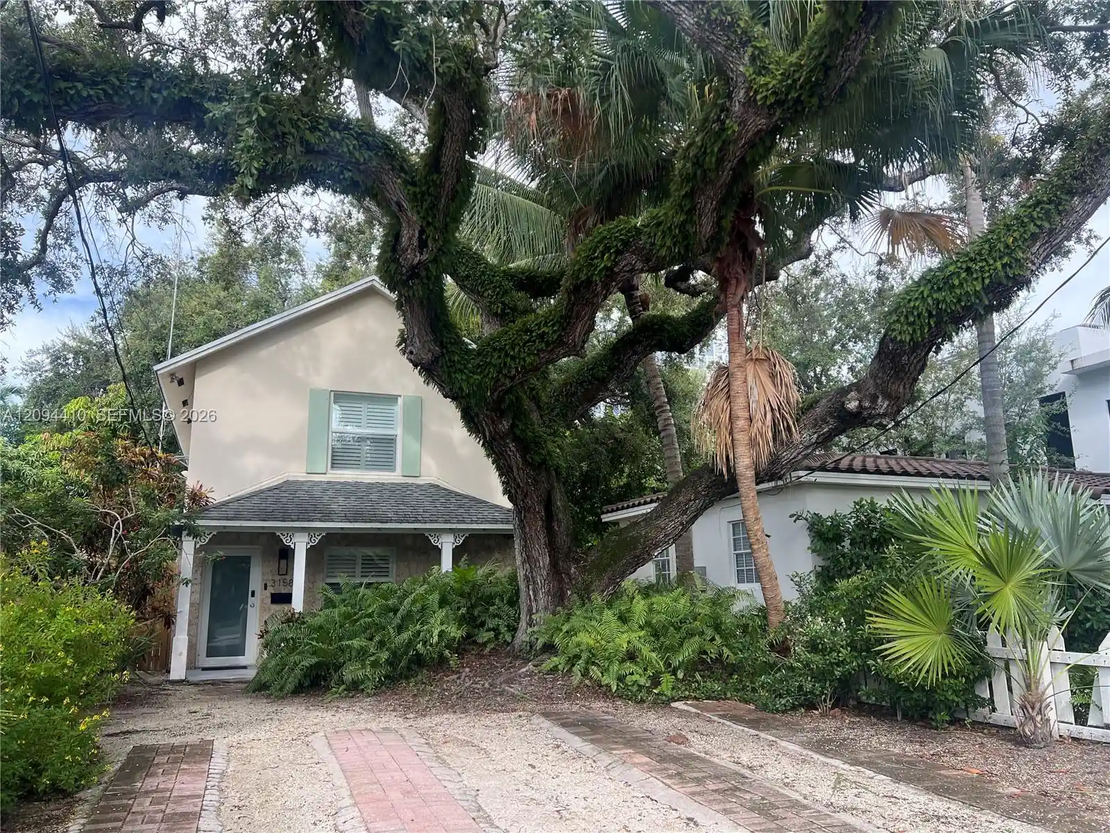 Photo 1 of Single family home for sale at 3158 Carter St, Miami, FL 33133 | MLS# A12094410 | Listing updated on 2026-10-21