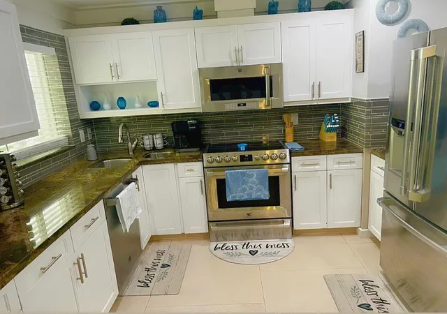 Photo 3 of Single family home for sale at 1474 Cochran Dr, Lake Worth Beach, FL 33461 | MLS# B26079798 | Listing updated on 2026-10-10