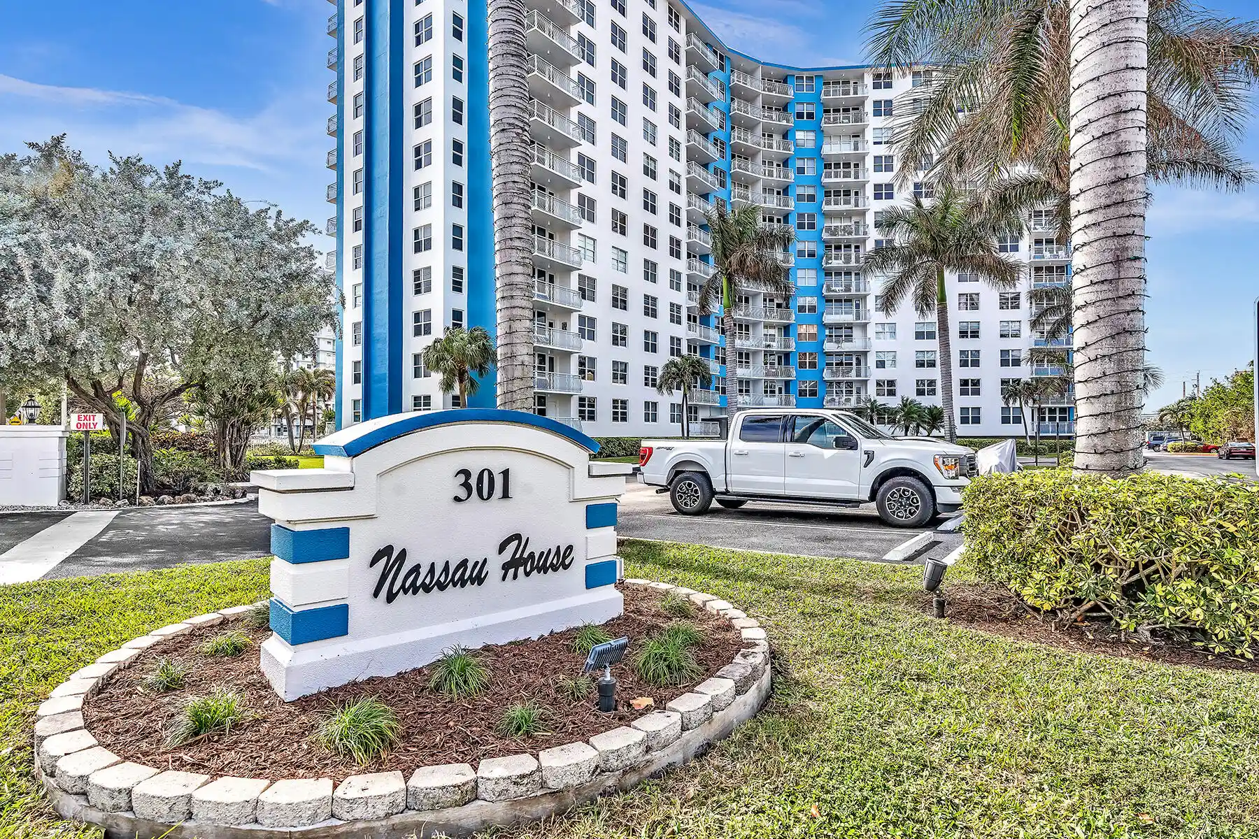 301 N Ocean Blvd, 301 N Ocean Blvd, Pompano Beach, FL 33062