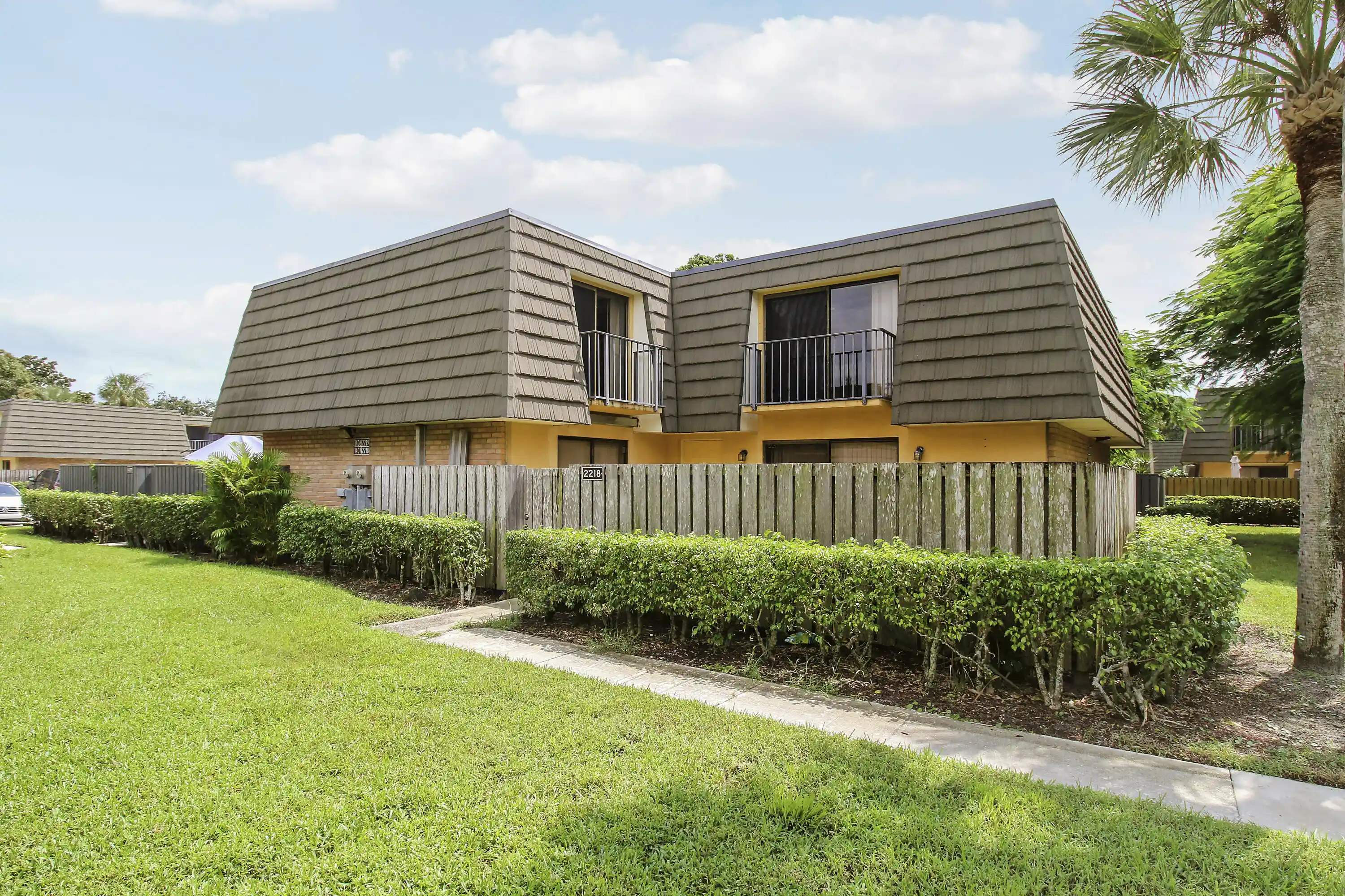 Photo 1 of Townhouse for sale at 2218 22nd Way, West Palm Beach, FL 33407 | MLS# B26079908 | Listing updated on 2026-10-28