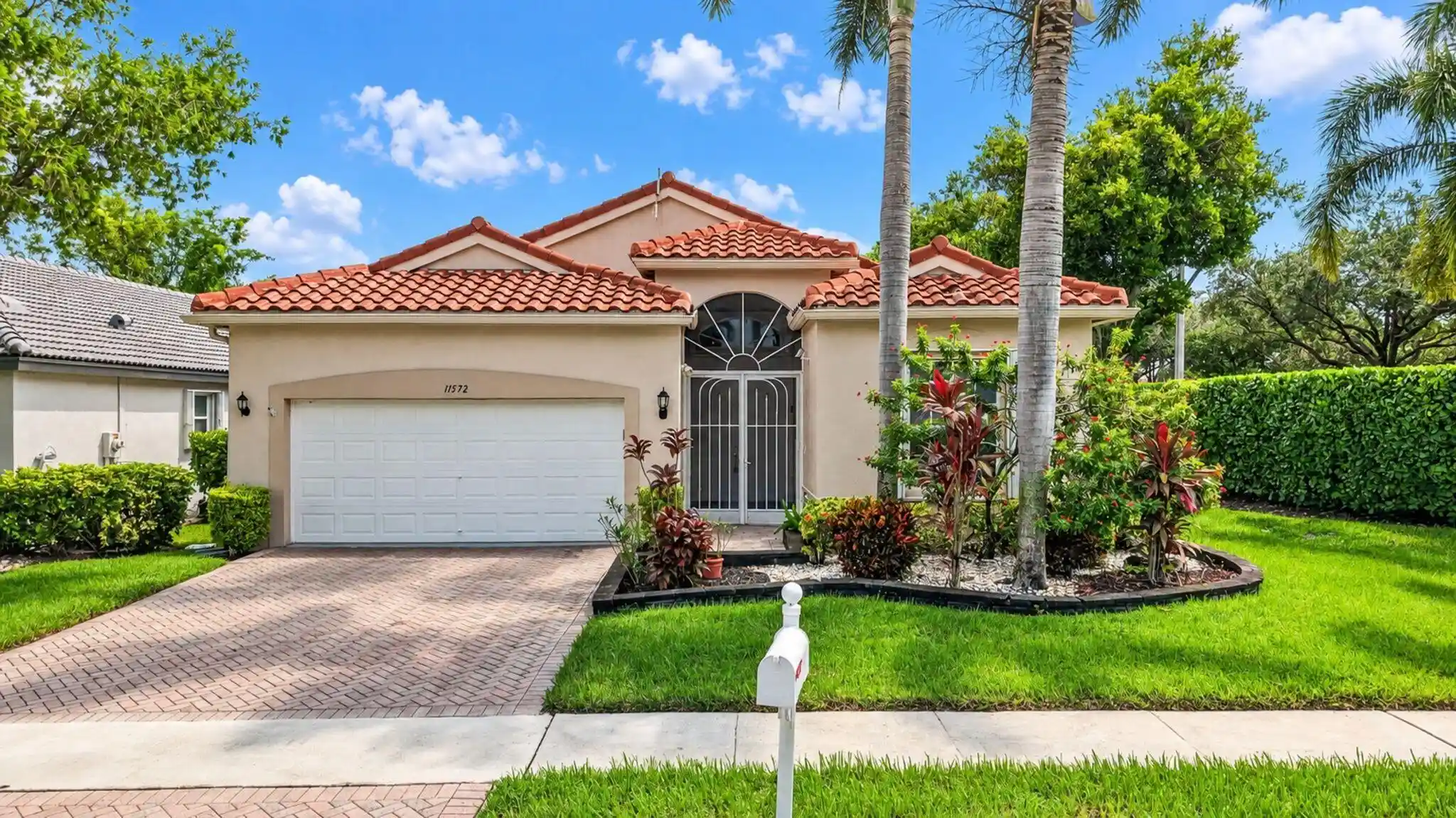 Photo 1 of Single family home for sale at 11572 Spring Oak Ave, Boynton Beach, FL 33437 | MLS# B26079973 | Listing updated on 2026-10-15
