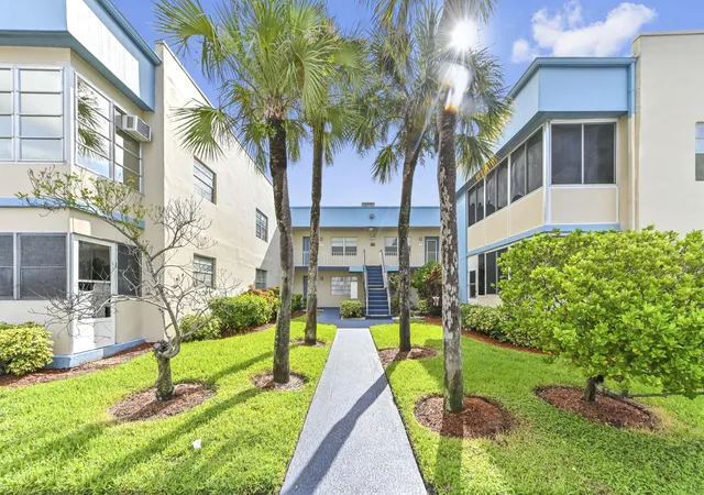 Photo 1 of Condo for sale at 426 Burgundy I, Delray Beach, FL 33484 | MLS# B26079977 | Listing updated on 2026-10-10
