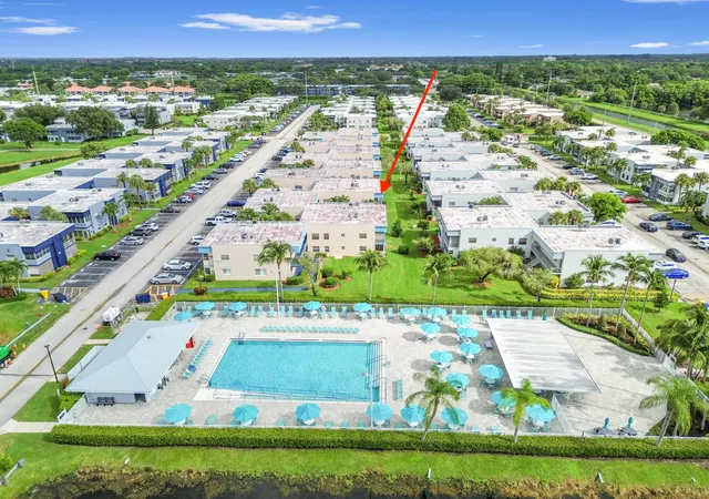 Photo 2 of Condo for sale at 426 Burgundy I, Delray Beach, FL 33484 | MLS# B26079977 | Listing updated on 2026-10-10