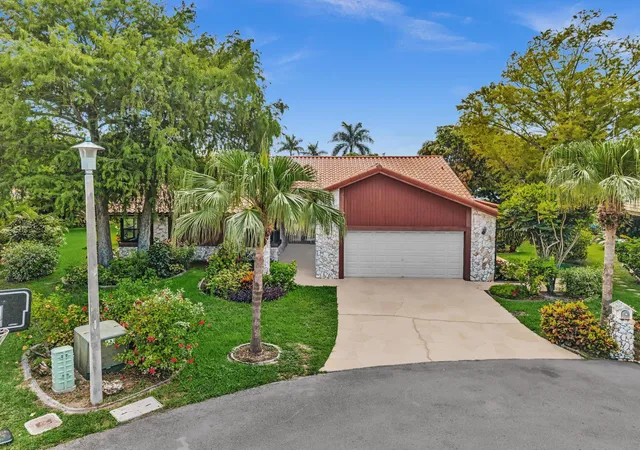 Photo 1 of Single family home for sale at 7908 Nw 85th Terrace, Tamarac, FL 33321 | MLS# B26080000 | Listing updated on 2026-09-25