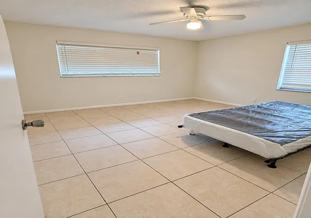 Photo 3 of Single family home for sale at 816 Nw 8th Avenue, Boynton Beach, FL 33426 | MLS# B26080012 | Listing updated on 2026-09-29
