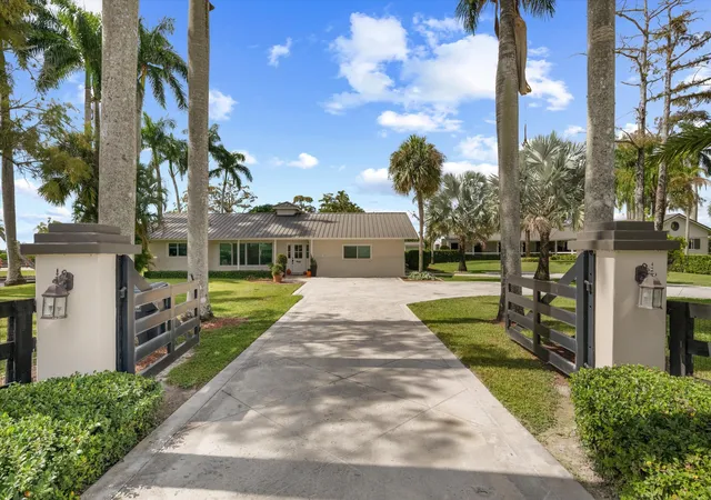 Photo 3 of Single family home for sale at 5995 130th Avenue S, Wellington, FL 33449 | MLS# B26080077 | Listing updated on 2026-09-24