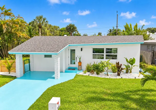 Photo 1 of Single family home for sale at 1610 N J Ter, Lake Worth Beach, FL 33460 | MLS# B26080083 | Listing updated on 2026-10-01