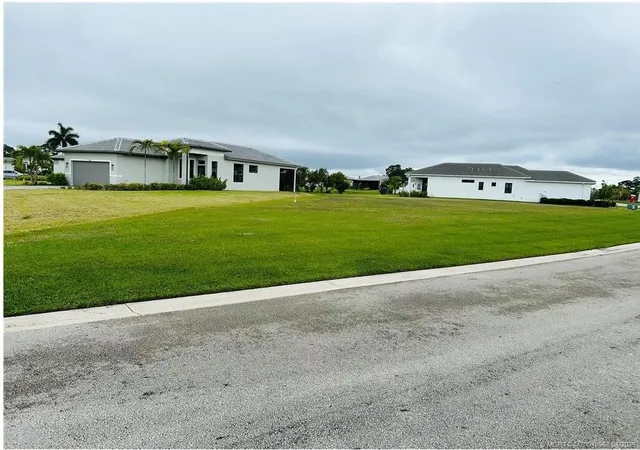 Photo 2 of Land for sale at 156 Se Via Bisento, Port Saint Lucie, FL 34952 | MLS# B26080121 | Listing updated on 2026-09-26