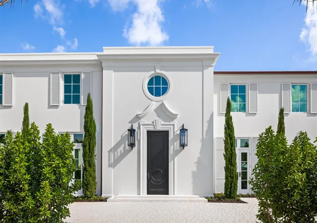Photo 3 of Mansion for sale at 301 Plantation Rd, Palm Beach, FL 33480 | MLS# B26080140 | Listing updated on 2026-10-09
