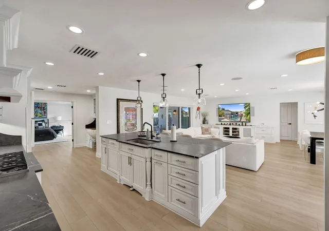 Photo 3 of Single family home for sale at 4200 NE 22nd Terrace, Lighthouse Point, FL 33064 | MLS# B26080211 | Listing updated on 2026-10-10