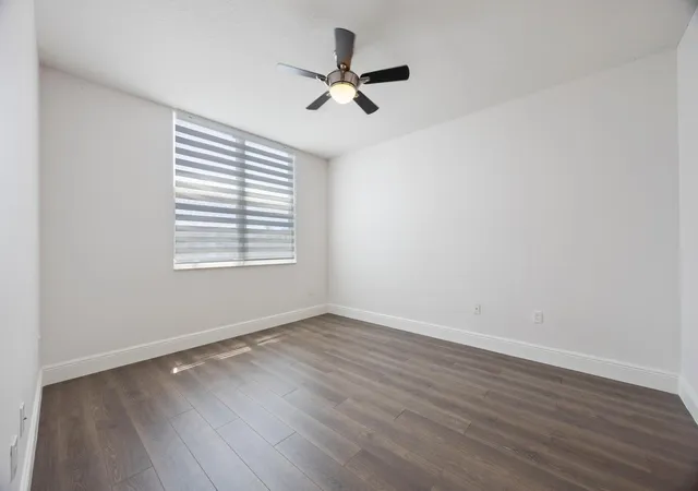 Photo 4 of Condo for sale at 804 E Windward Way #621, Lantana, FL 33462 | MLS# B26080245 | Listing updated on 2026-10-10
