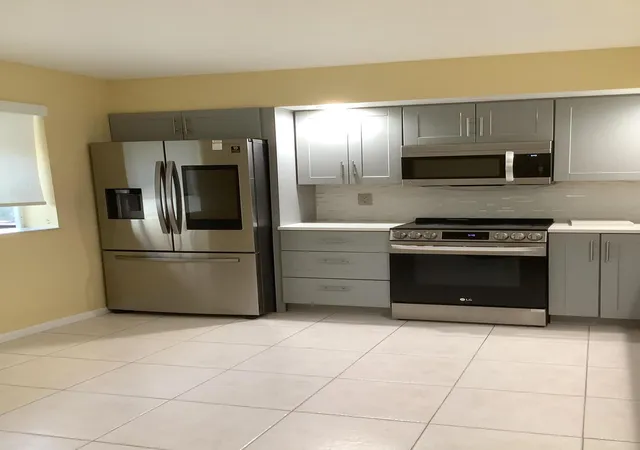 Photo 2 of Condo for sale at 7755 La Mirada Dr #31cr, Boca Raton, FL 33433 | MLS# B26080273 | Listing updated on 2026-10-10
